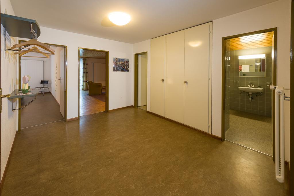 Postgebaeude Grächen